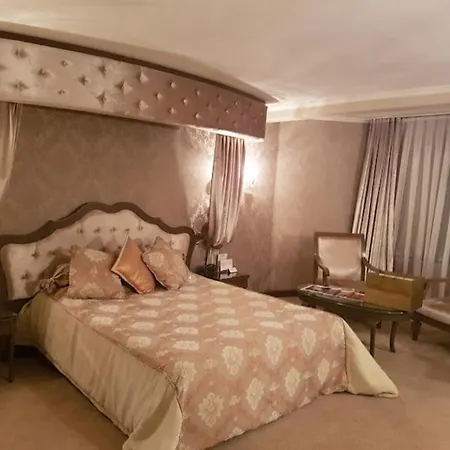 Hotel Basri 3* Balıkesir