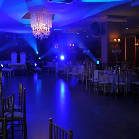 Szálloda Hotel Basri 3*