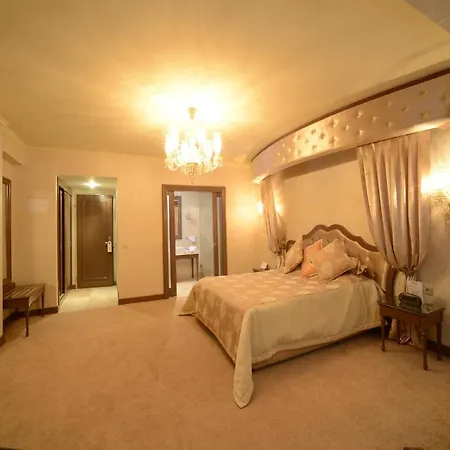 Hotel Hotel Basri 3*