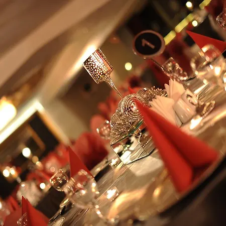 Szálloda Hotel Basri 3*