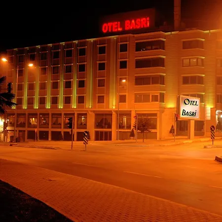 Hotel Basri Szálloda