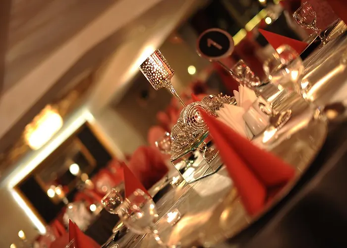 فندق Hotel Basri 3*